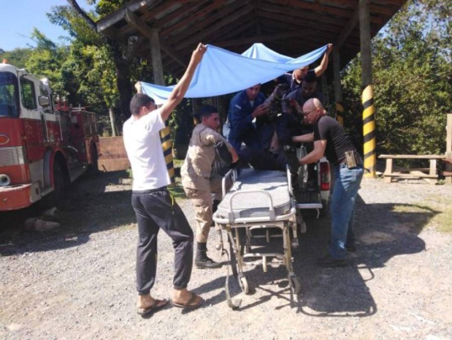 FOTOS: Las imágenes que dejó la explosión del buque Punta Caxinas de la Fuerza Naval