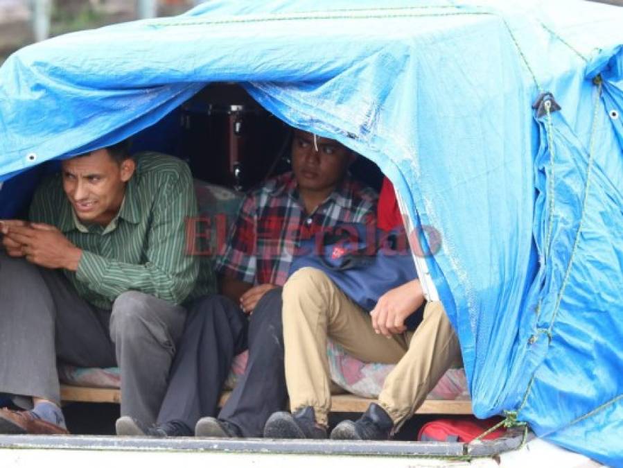 Llegan las caravanas de capitalinos que regresan del feriado morazánico