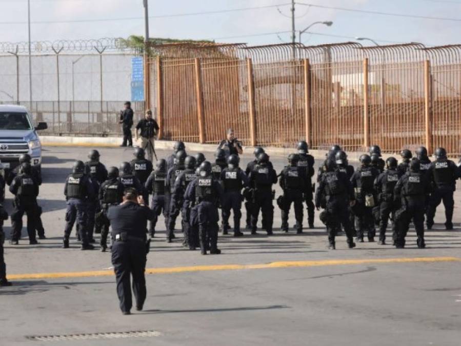 FOTOS: Militarizadas se encuentran las fronteras entre México y Estados Unidos, ante llegada de caravana migrante