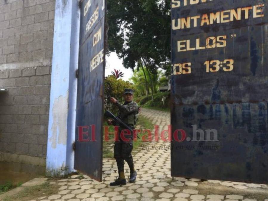 FOTOS: Así amaneció el centro penal de Tela tras brutal masacre