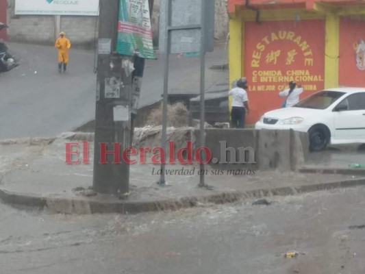 Fotos: Lluvias bañan por segundo día consecutivo la capital de Honduras