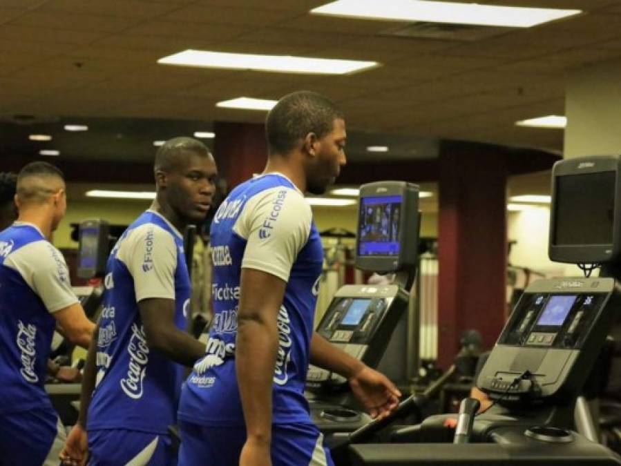 La Selección de Honduras hizo trabajo regenerativo y preventivo en gimnasio de Nueva Jersey previo al amistoso ante Ecuador