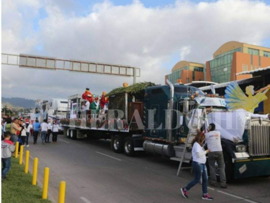 FOTOS: Así fue el desfile Navideño en Tegucigalpa, Honduras