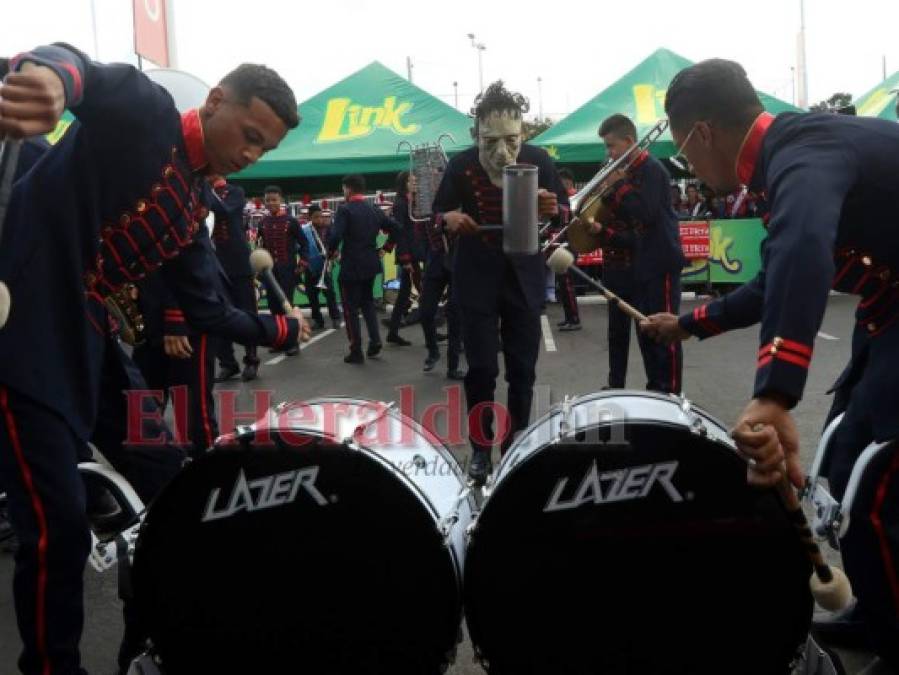 Grupos marciales deleitaron en I Concurso de Bandas de EL HERALDO 2019