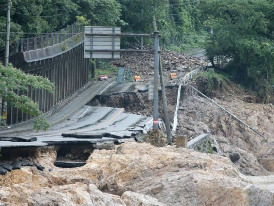 Imágenes impactantes de las labores de rescate por inundaciones en Japón