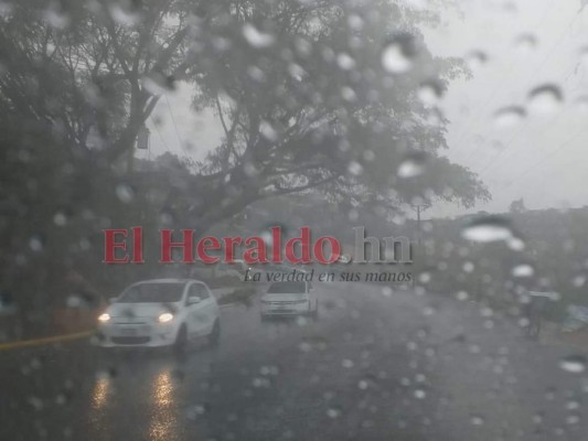 Fotos: Lluvias bañan por segundo día consecutivo la capital de Honduras