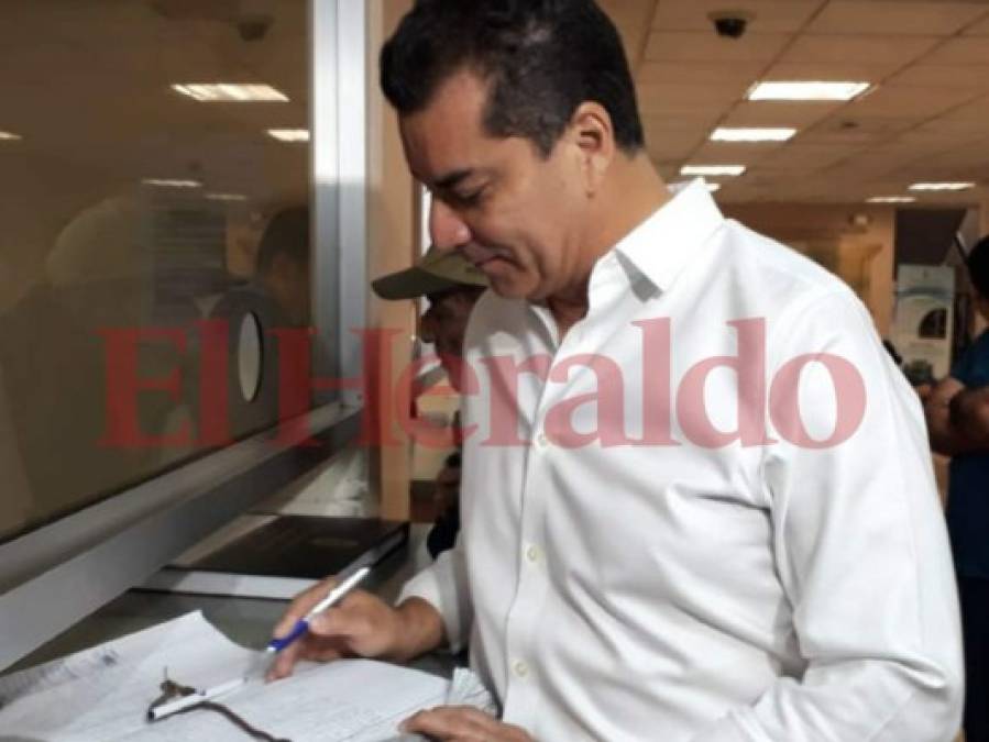 Sin disfraces, ni ocultándose, llegaron a firmar señalados en caso Pandora tras orden de jueza