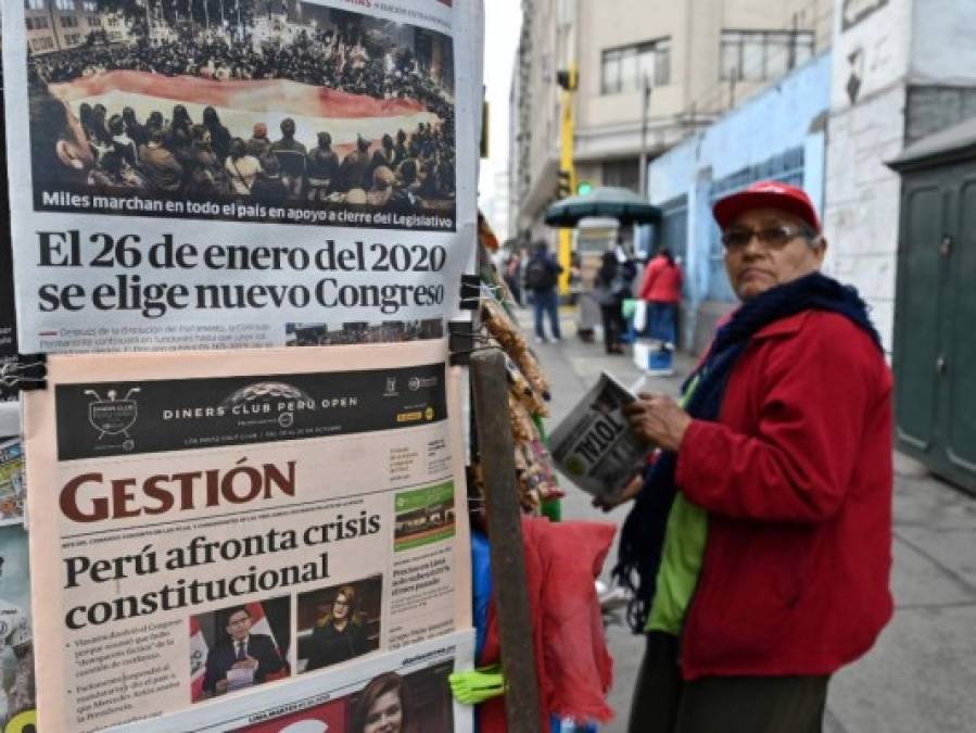 Perú: Calles desoladas tras decisión del presidente de cerrar el Congreso