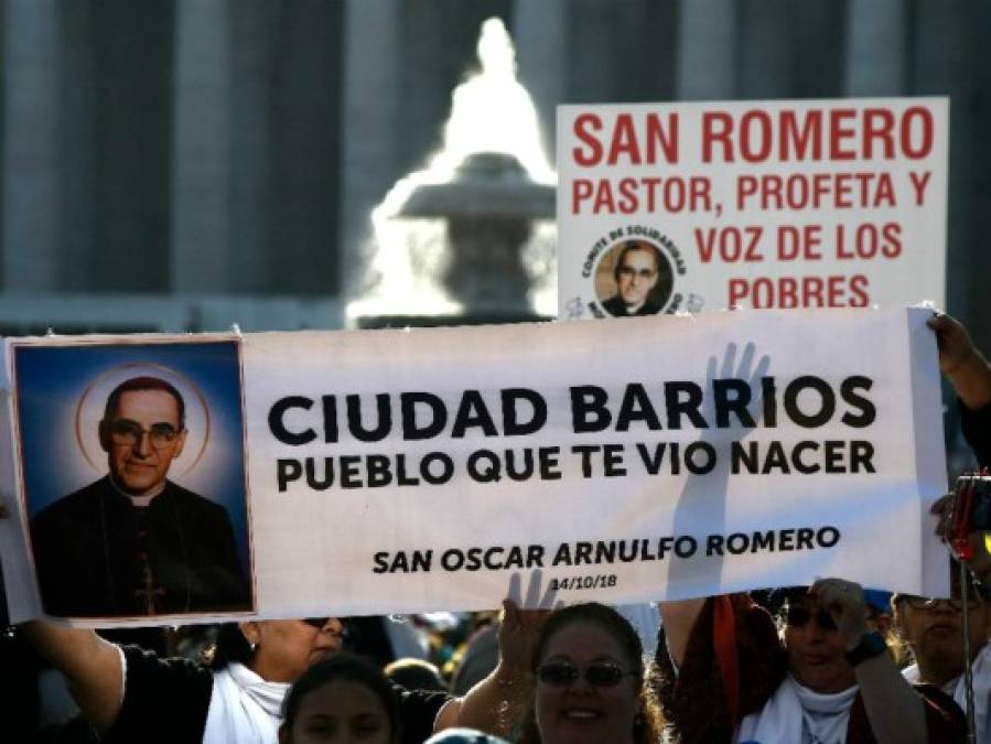Las imágenes del ambiente en El Salvador por la canonización de monseñor Óscar Arnulfo Romero