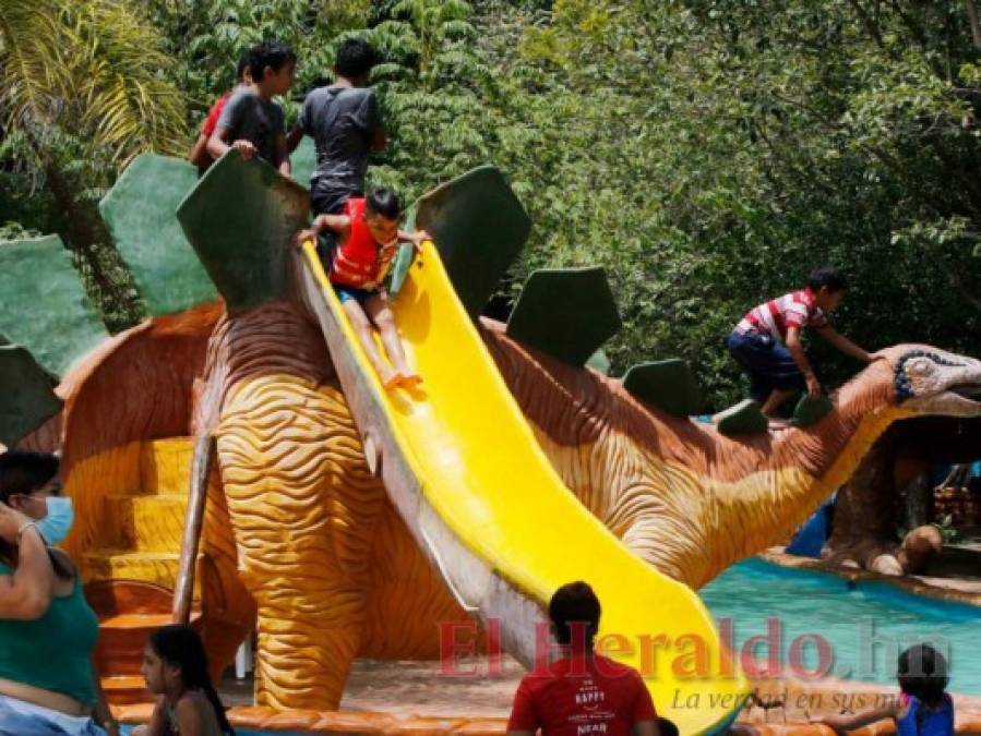 Diversión, sol y sonrisas: Hondureños disfrutan Feriado Morazánico en familia