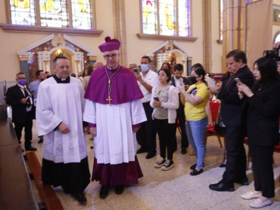 Las nuevas asignaciones forman parte del plan estratégico del nuevo arzobispo de Tegucigalpa, monseñor Vicente Nácher Tatay.