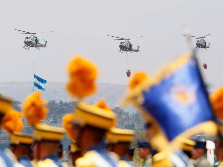 Con ceremonia y espectáculo de aeronaves, Fuerza Aérea Hondureña celebra su 93 aniversario