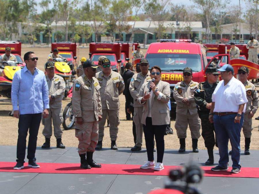 Ambulancias y flota acuática: El Cuerpo de Bomberos se fortalece