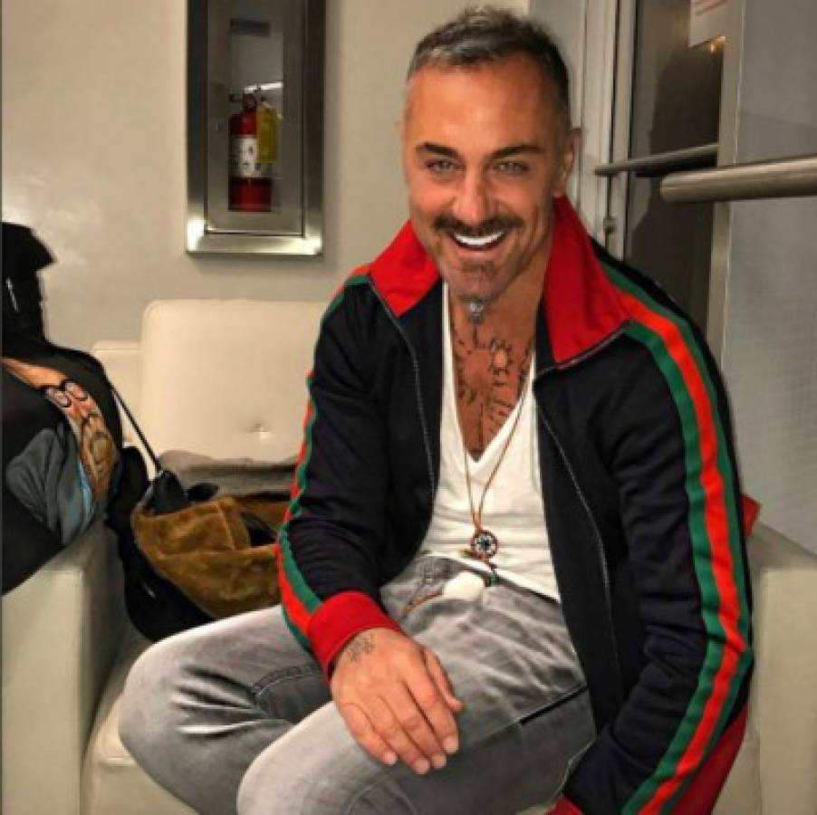 ¿Gianluca Vacchi ahora se viste de mujer?