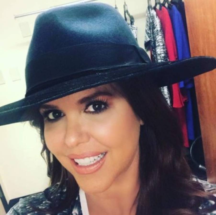 María Celeste Arrarás cambia de look a petición de sus seguidores