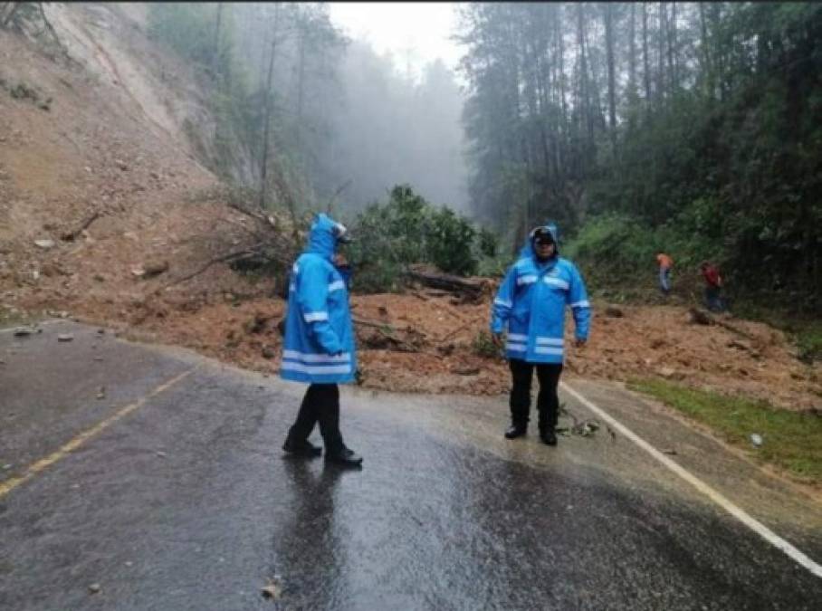 Lugares que se convirtieron en zona de riesgo por derrumbes tras tormentas que azotaron Honduras (FOTOS)