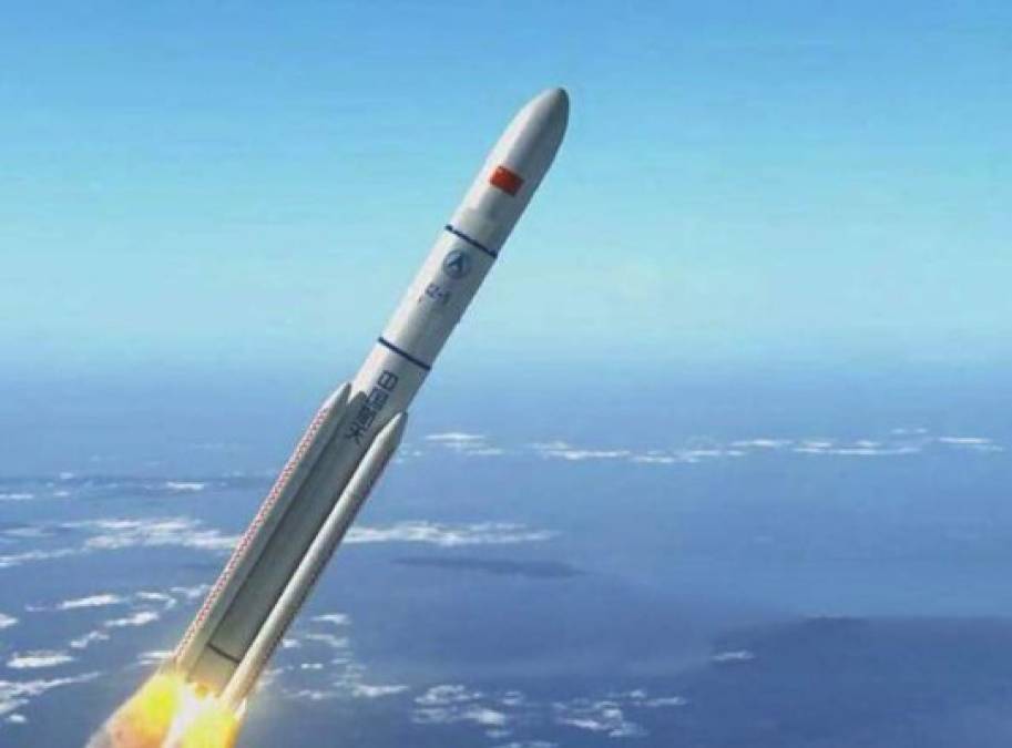 ¿Qué se sabe del cohete chino fuera de control que impactará en la Tierra?