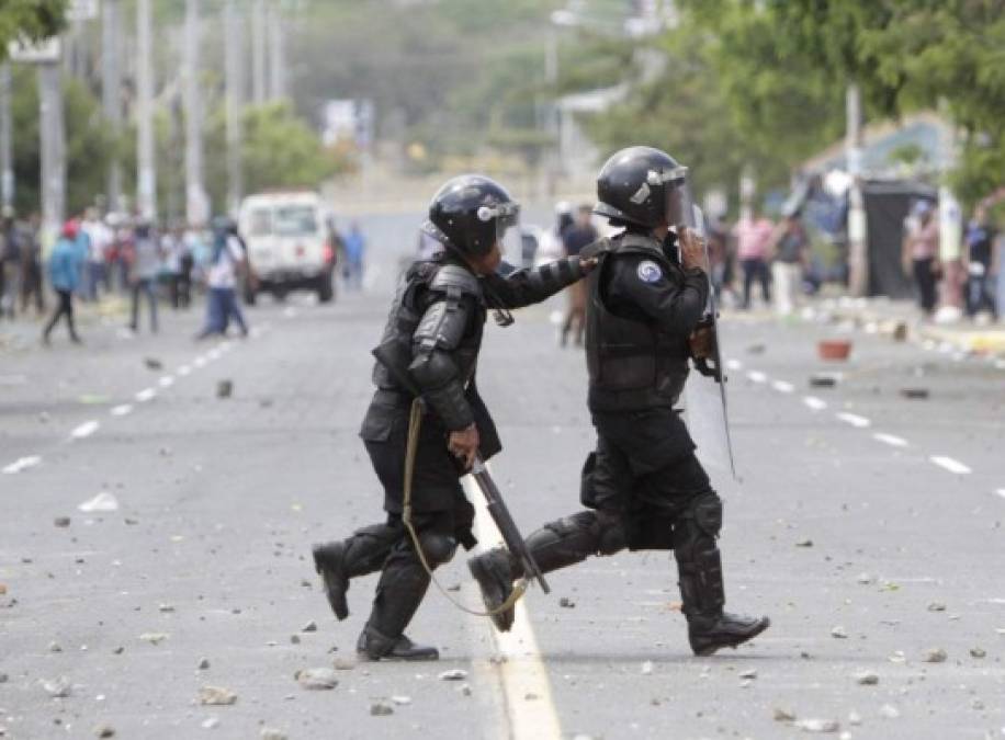 Fotos: Las violentas protestas en Nicaragua contra las reformas de Daniel Ortega