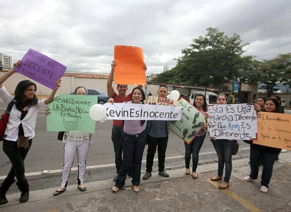 Plantón para exigir liberación de universitario hondureño