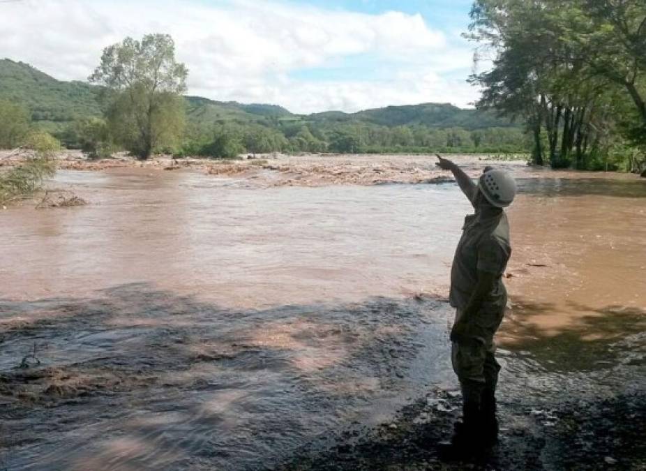 Incomunicadas varias aldeas en Cantarranas