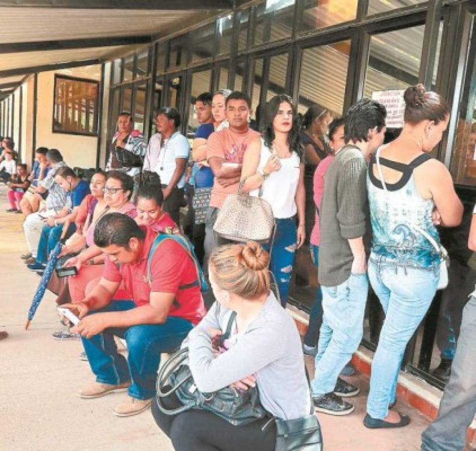 RNP: 879, 719 jóvenes están aptos para votar el 26 de noviembre