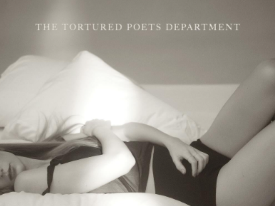 Taylor Swift lanzará cuatro variantes del álbum “The Tortured Poets Deparment“, las cuales incluirán una pista extra.