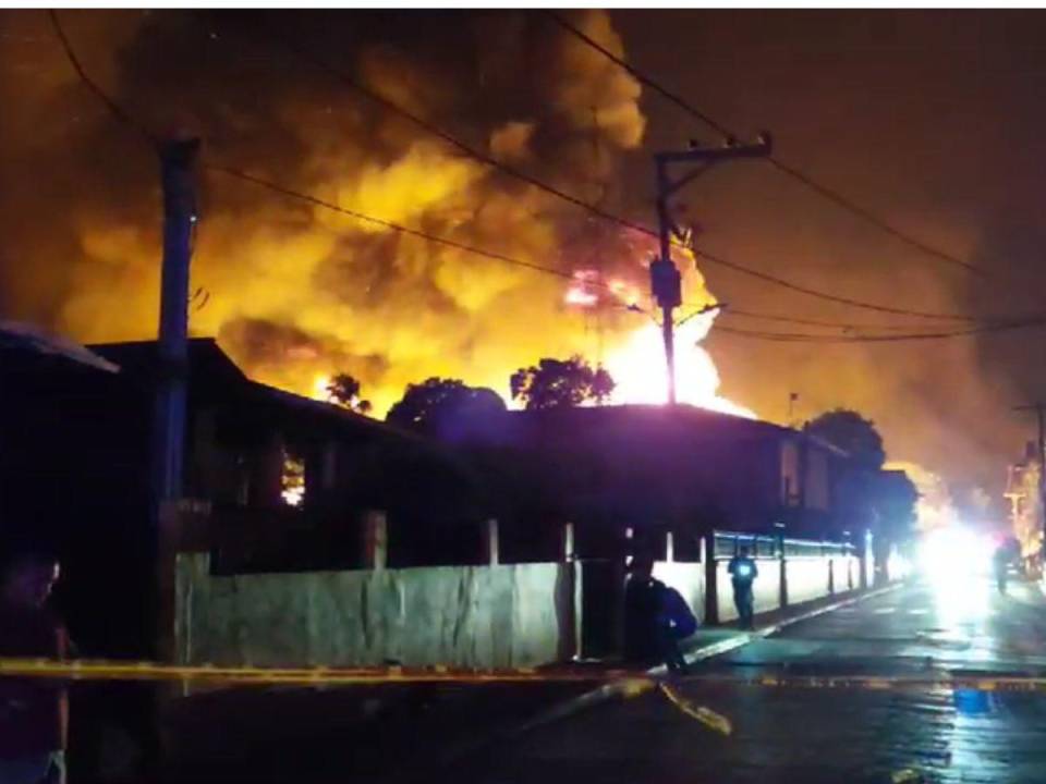 Incendio en el Hospital de Roatán solo dejó pérdidas materiales