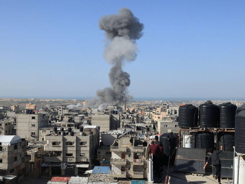 El acuerdo se anunció tras casi siete semanas de una guerra desencadenada por un ataque, el 7 de octubre, de Hamás en suelo israelí que dejó 1.200 muertos, en su mayoría civiles.