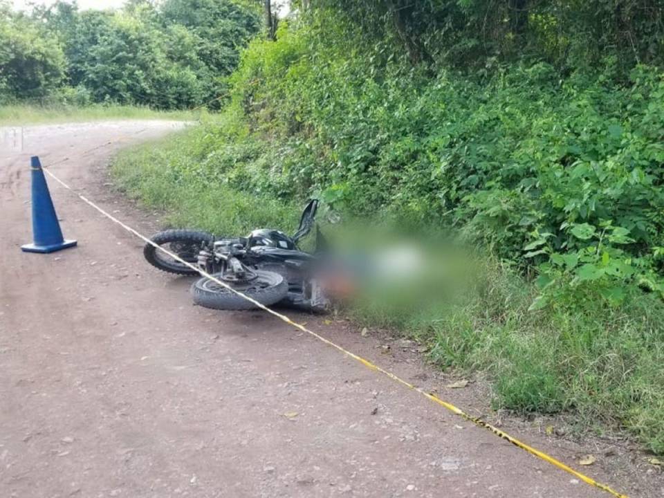 La víctima era de oficio agricultor y se conducía a bordo de su motocicleta al momento del crimen.