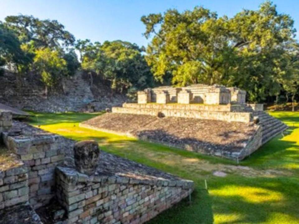 El sitio arqueológico de Honduras es sin dudas Copán Ruinas, que es visitado por turistas nacionales y extranjeros.