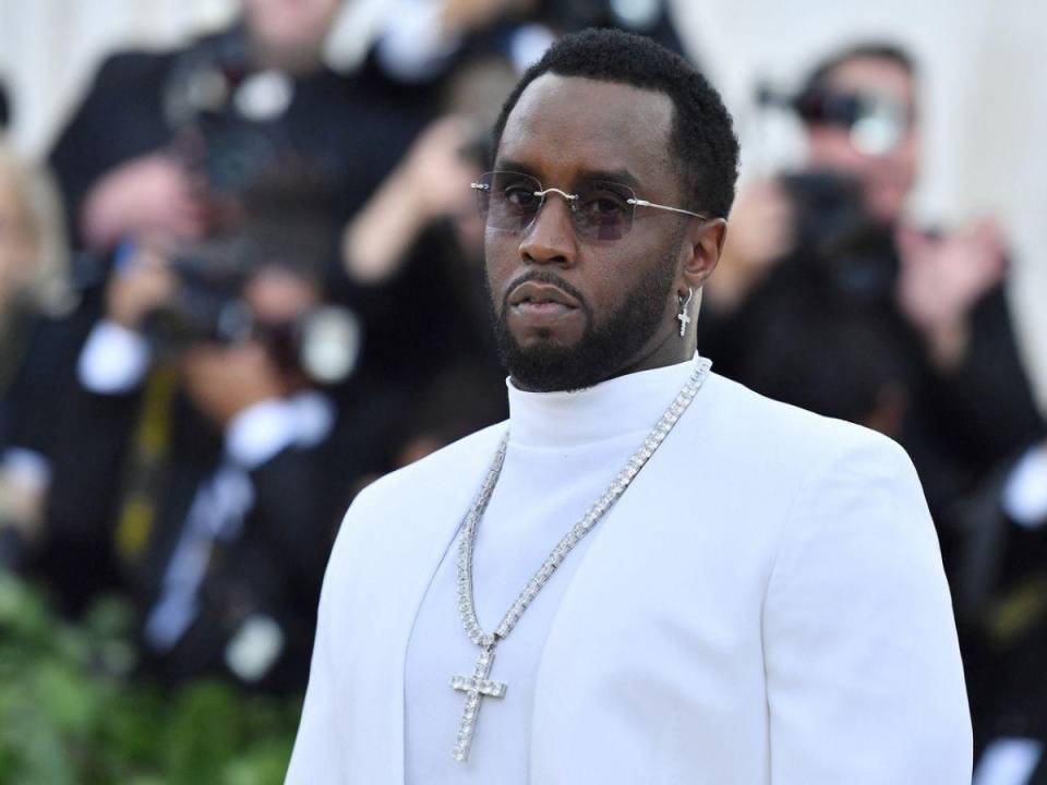 Agentes federales realizaron operaciones de allanamiento a propiedades de Sean “Diddy” Combs en Los Ángeles y en Miami, en momentos en que el rapero enfrenta una serie de demandas por tráfico sexual y acoso. Esto es lo que se conoce sobre la nueva demanda en contra del famoso.