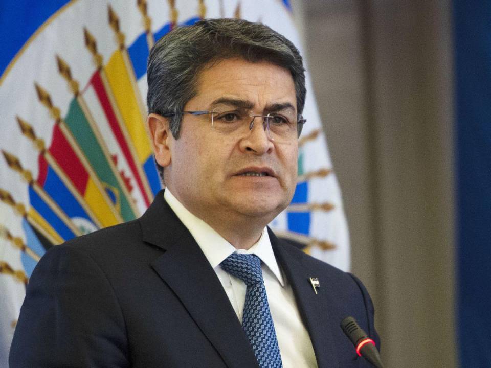 El expresidente Hernández aseguró que visitó Graneros Nacionales por cuestiones políticas.