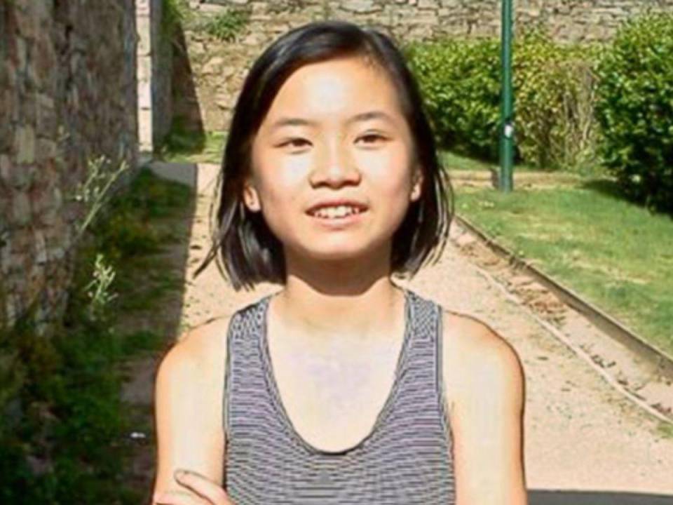 La muerte de Asunta Basterra, una niña de origen chino adoptada en España, puso en vilo al país por varios años. A continuación te contamos todos los detalles que han salido a la luz gracias a la serie de Netflix “El caso Asunta”, el crimen que marcó a todo un país.