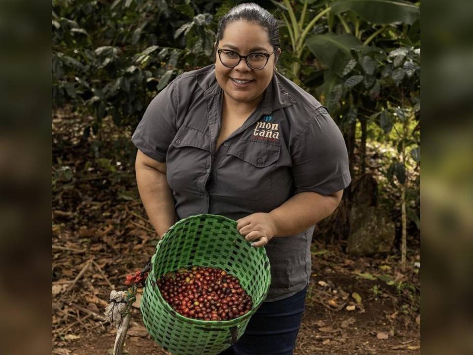 <i>El aroma y sabor del café hondureño conquistan paladares en el escenario global, gracias al talento y dedicación de Monserrath Morazán en el Mundial de Cafés Filtrados.</i>