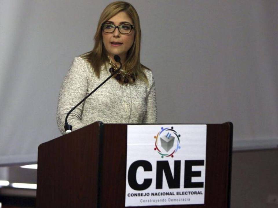 La titular del CNE considera que su mejor carta de presentación es la experiencia en el último proceso.