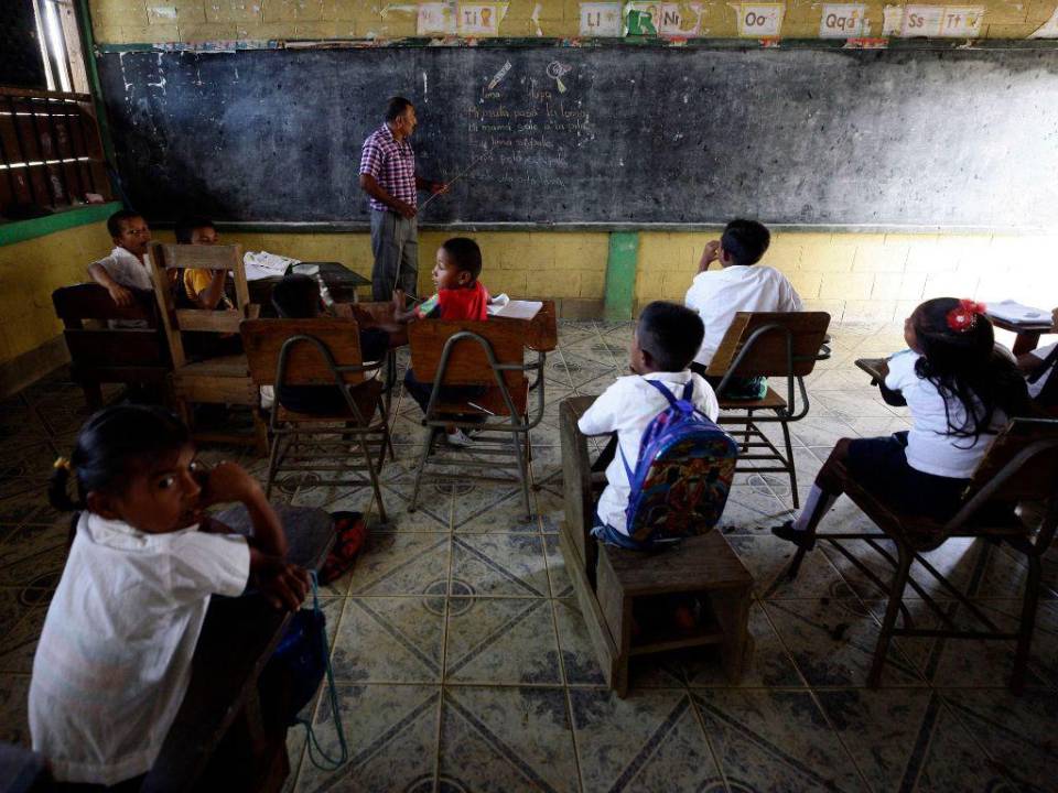 Honduras es de los países de Centroamérica que menos invierte en sus estudiantes