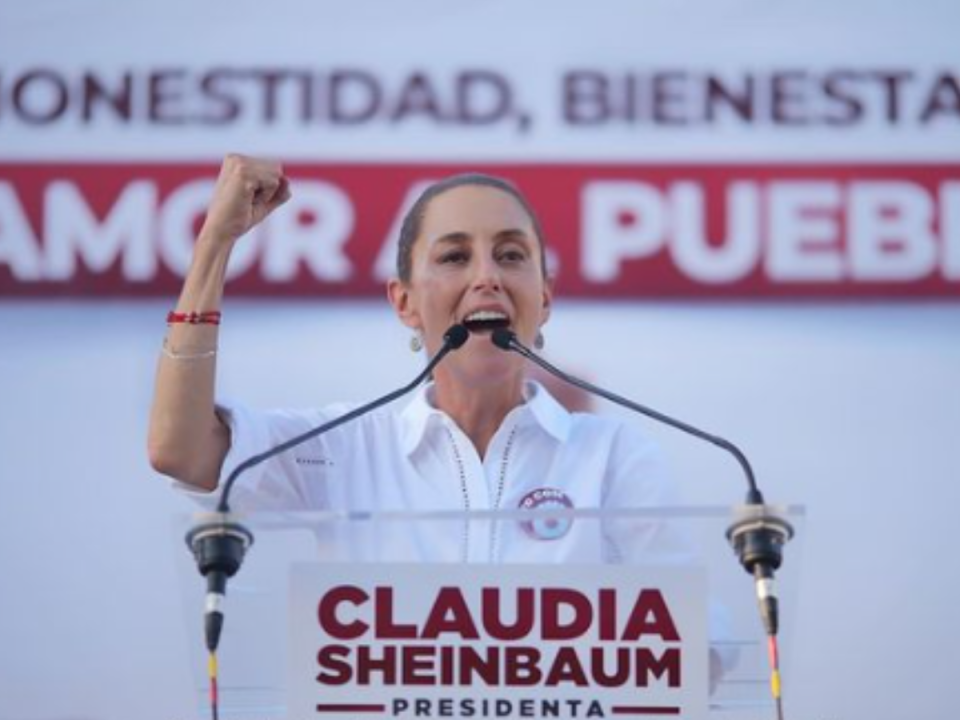 Claudia Sheinbam Pardo es miembro fundador del partido Morena y fue jefa de Gobierno de la Ciudad de México.