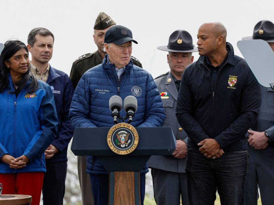 El presidente de los Estados Unidos llegó a la zona donde ocurrió la trágico colapso del puente Francis Scott Key de Baltimore el pasado 26 de marzo. Desde ahí, recordó uno de los momentos más duros de su vida y se puso en el lugar de las familias que perdieron a sus queridos. A continuación los detalles de la visita del mandatario.