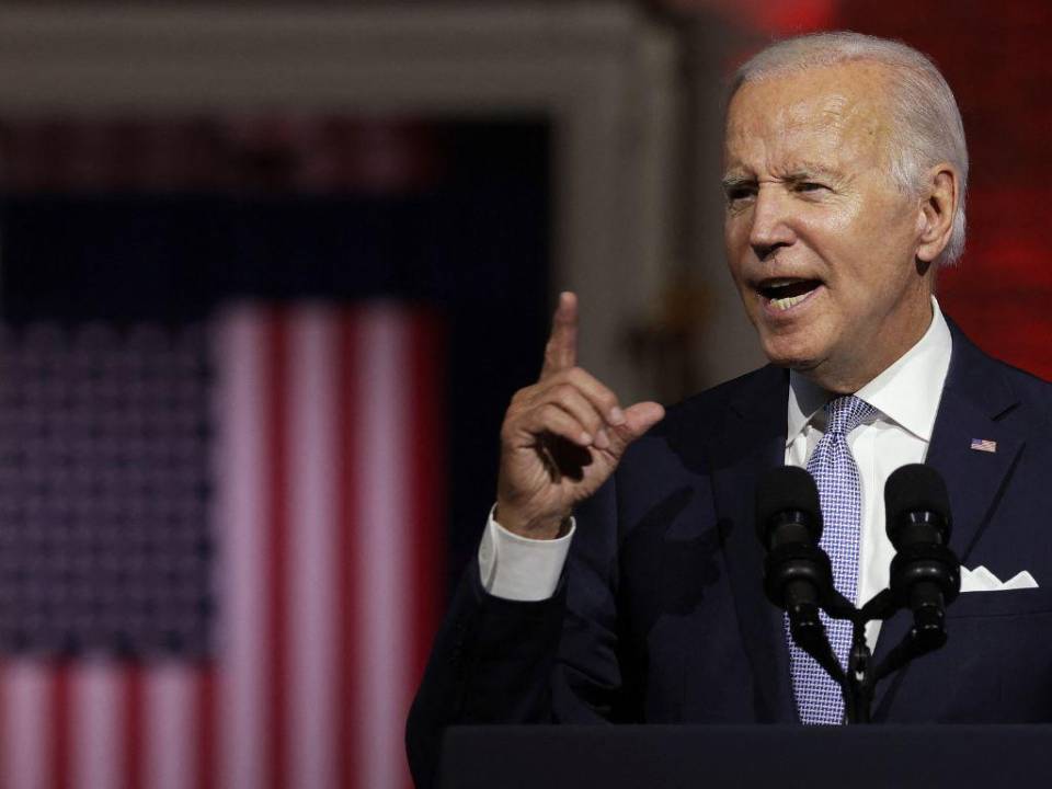 “No hay lugar para la violencia política en Estados Unidos. Punto. Ninguno. Nunca”, advirtió Biden.