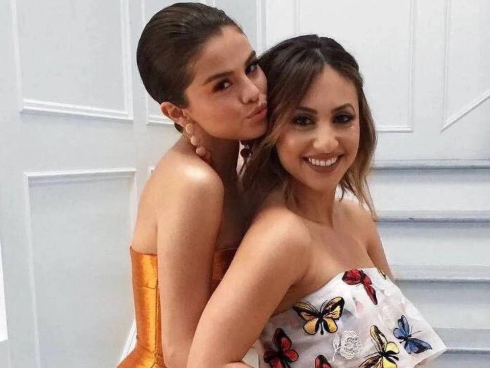 Selena Gómez y Francia Raisa son amigas desde la infancia.