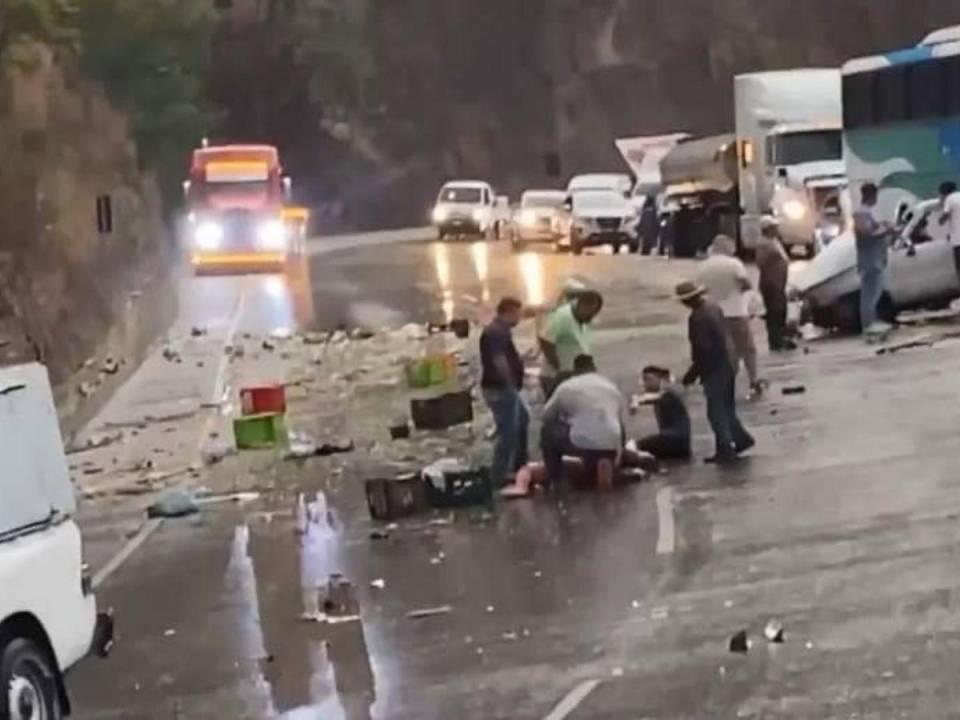 Un muerto y un herido tras accidente en la CA-5, a la altura de El Rosario, Comayagua