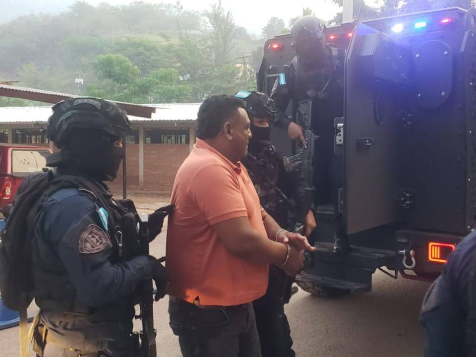 Momento en que el extraditable hondureño, Mario Mejía Cubillas, llegó a Tegucigalpa.
