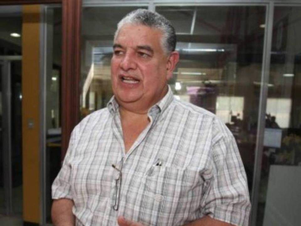 Asterio Reyes tuvo vínculos cercanos al Partido Nacional hasta estar al frente de Banrural, además de sus actividades como líder cafetalero.