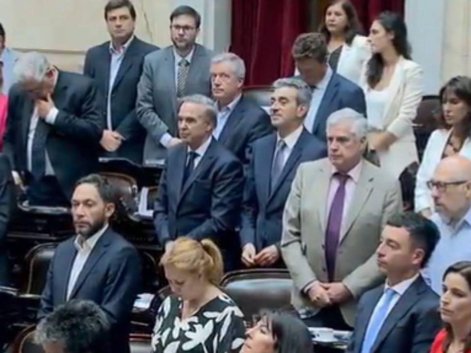 El momento en que diputados argentinos se enteraron de la muerte de Sebastián Piñera