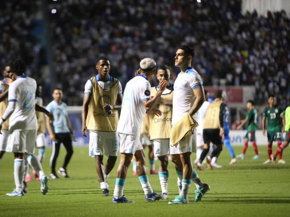 Los catrachos ganaron en el primer duelo contra México en Honduras.