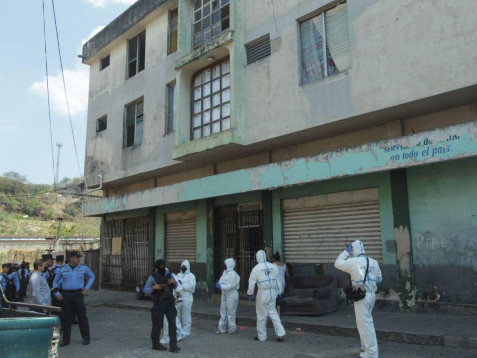 En este edificio se registró la masacre que dejó siete muertos el sábado -04 de marzo-.