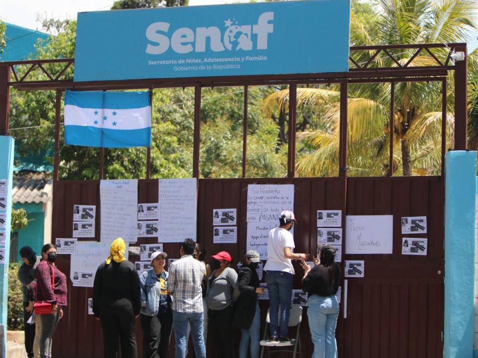 Nueve días de tomas llevan los colectivos de Libre en la Senaf.