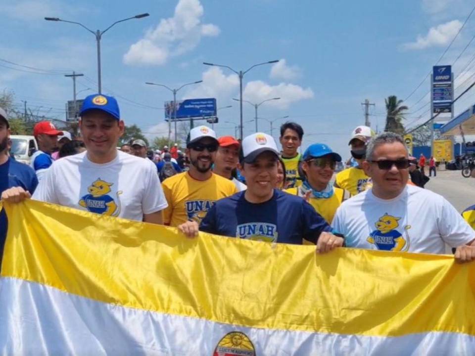 El rector esperó a Shin en el anillo periférico de la capital.