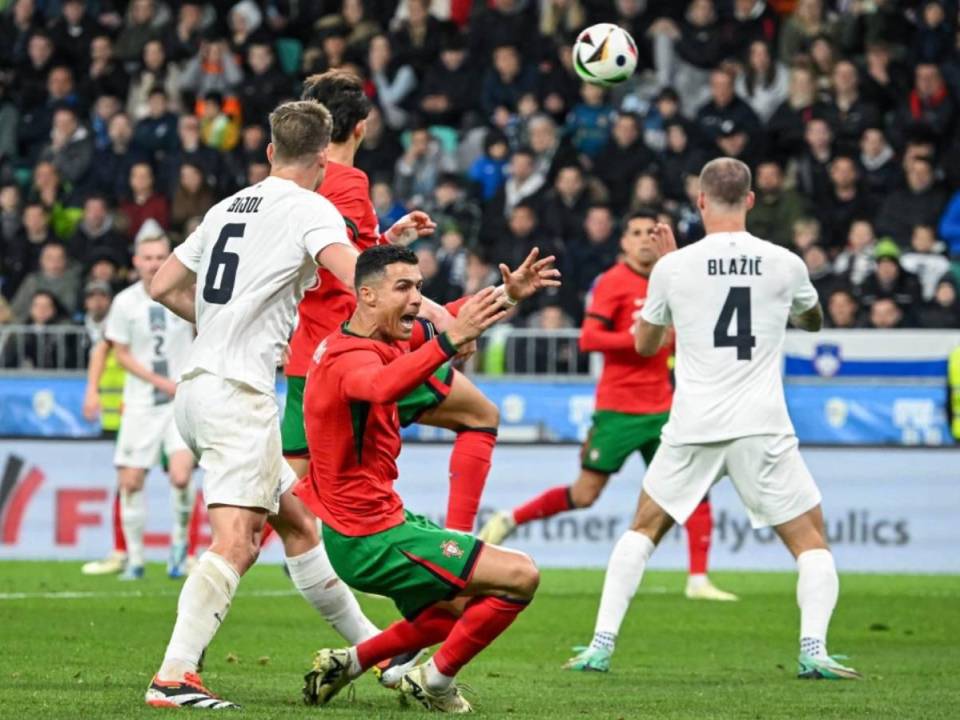 Cristiano Ronaldo no pudo salvar a su selección de Portugal de la derrota.