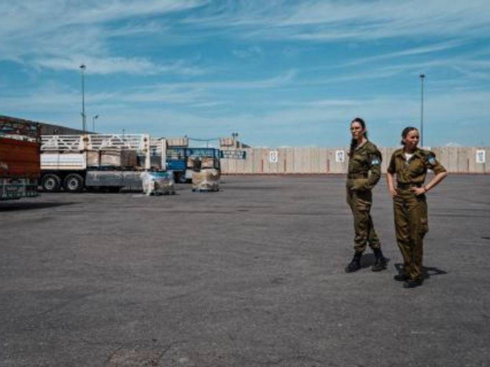 El ejército israelí y el COGAT anunciaron la llegada de ayuda humanitaria, pero la UNRWA afirmó que el paso seguía cerrado.
